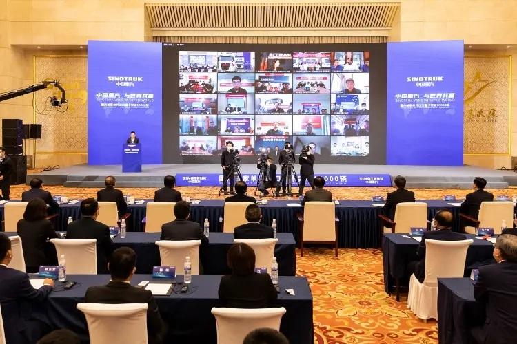 中國重汽單月出口重卡突破10000輛