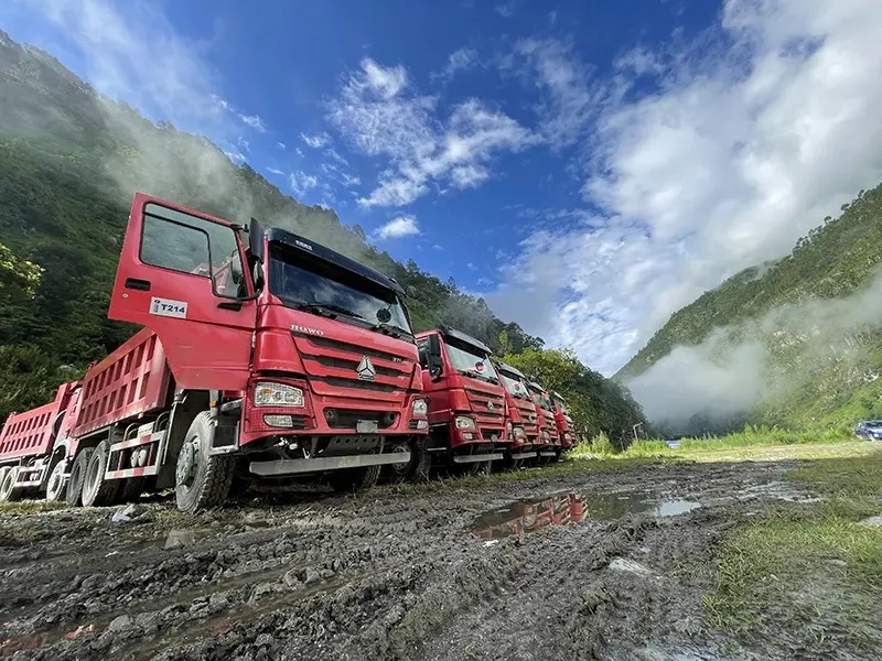 HOWO重卡，運營12年，仍是“少年”